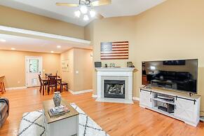 Cozy Hermitage Home w/ Deck: 11 Mi to Nashville!