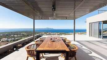 A Bespoke Villa in Kokkino Horio