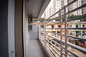 Orsom Stays Sassy - Sector 42