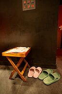 Orsom Stays Sassy - Sector 42