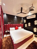 Orsom Stays Sassy - Sector 42