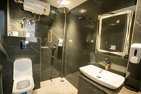 Orsom Stays Sassy - Sector 42