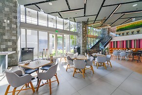 Magnificent Condoat YotelPad Miami