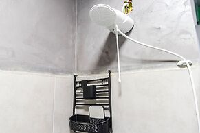 Domus Garden Coliving - Studio - Hostel