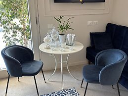 Blue Boutique