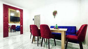 Leon Hotel