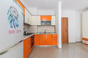 Orange Seaview Studio