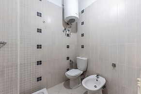 Orange Seaview Studio