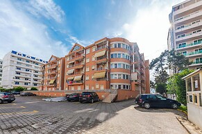 Orange Seaview Studio