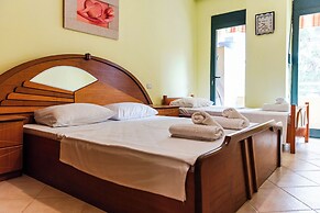 Cozy Seaside Comfort