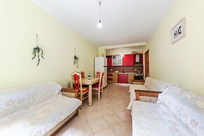 Cozy Seaside Comfort