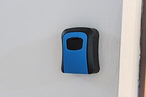 Cozy Seaside Comfort