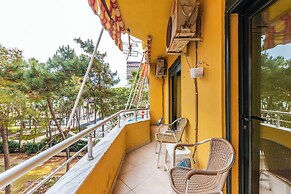 Cozy Seaside Comfort