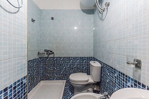 Cozy Seaside Comfort