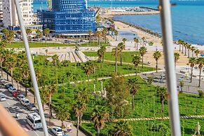 Vollga Luxury Seafront Suite