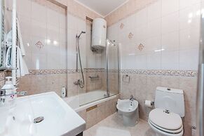 Vollga Luxury Seafront Suite