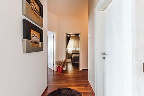 Vollga Luxury Seafront Suite