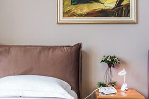 Vollga Luxury Seafront Suite