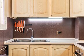 Vollga Luxury Seafront Suite