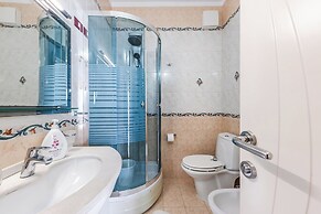 Vollga Luxury Seafront Suite