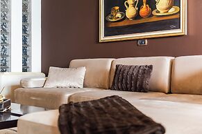 Vollga Luxury Seafront Suite