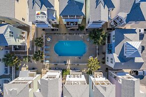 Seas The Day 3 Bedroom Home by RedAwning