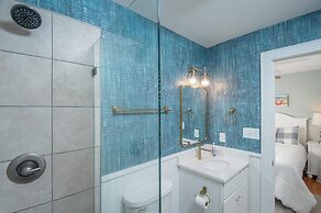 Seas The Day 3 Bedroom Home by RedAwning