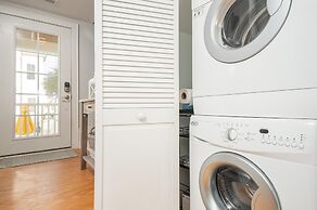 Seas The Day 3 Bedroom Home by RedAwning