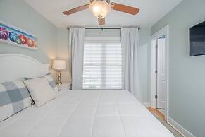 Seas The Day 3 Bedroom Home by RedAwning