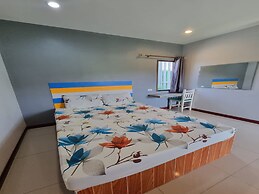 OYO 75487 Prang Thip 306 Resort