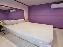 OYO 75487 Prang Thip 306 Resort