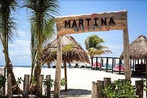 Gorgeous 8 People Basic Villa With Pool Playacar Phase 2