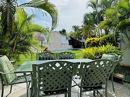 Gorgeous 8 People Basic Villa With Pool Playacar Phase 2