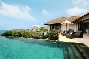 Trisha Cliff Villa Karang Tinggi