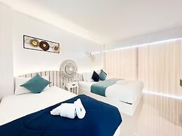 Baan Sailboat Beach Kohlarn