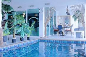 Baan Sailboat Beach Kohlarn