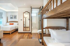 Cherie Bangkok Boutique Hotel