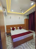 Goroomgo Nirmala Palace Ayodhya