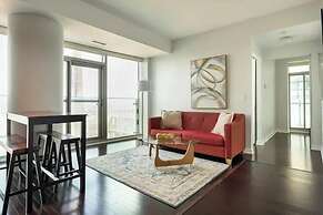 Elegant Suites - CN Tower & Lake View