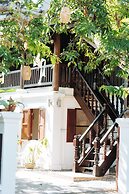 Maison Barn Laos Guesthouse