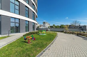 Elegant Apartment Rzeszów by Renters