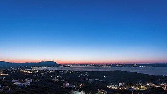 A Sublime Villa in Kokkino Horio