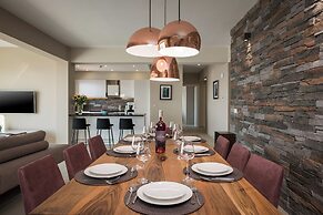 A Sublime Villa in Kokkino Horio