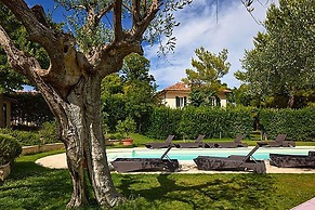 3884 Villa Monacelli by Barbarhouse