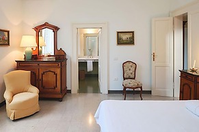 3884 Villa Monacelli by Barbarhouse