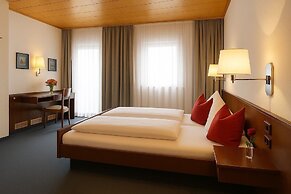 Hotel-Restaurant Zum Kirschbaum