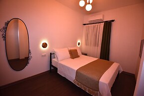 Benjamin Otel Gumusluk