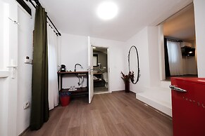 Benjamin Otel Gumusluk