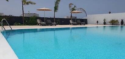 Serena Holiday Homes by LIVVO