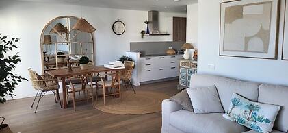 Serena Holiday Homes by LIVVO